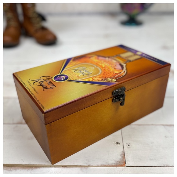 Crown Royal Other - Crown Royal Special Reserve Limited Edition Box